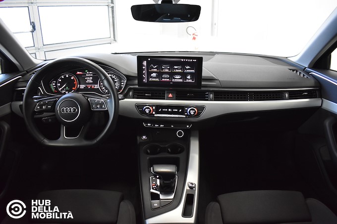 AUDI A4 Avant 40 g-tron S tronic Business Advanced